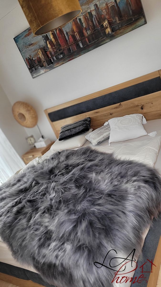 Přehoz přes postel šedá ovčí kůže z Islandské ovce - 130*200cm