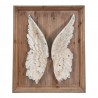 Nástěnná dřevěná dekorace s andělskými křídly - 70*12*85 cm Barva: hnědá, béžováMateriál: dřevo, polyresinHmotnost: 10,4 kg