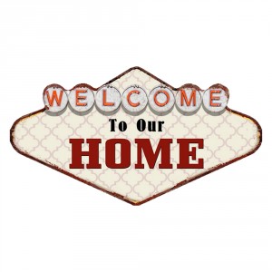 Kovová nástěnná cedule Welcome To Our Home - 49*1*27 cm