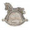 Stříbrný antik fotorámeček na postavení ve tvaru houpacího koníka - 14*1*11 cm / 10*6 cm Barva: stříbrná antikMateriál: PolyresinHmotnost: 0,118 kg