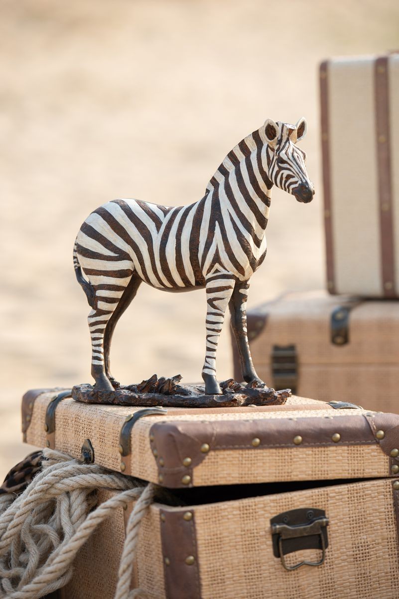 Bílo-černá antik dekorace Zebra - 31*11*32 cm