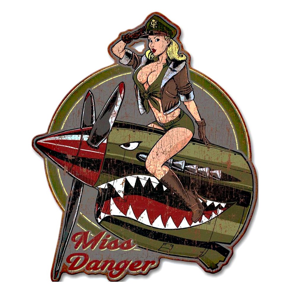 Levně Zelená nástěnná kovová cedule Miss Danger - 43*1*54 cm 6Y5077
