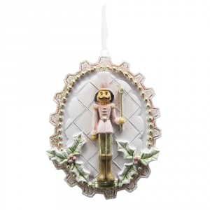 Bílá vánoční závěsná ozdoba Louskáček - 6*1*8 cm