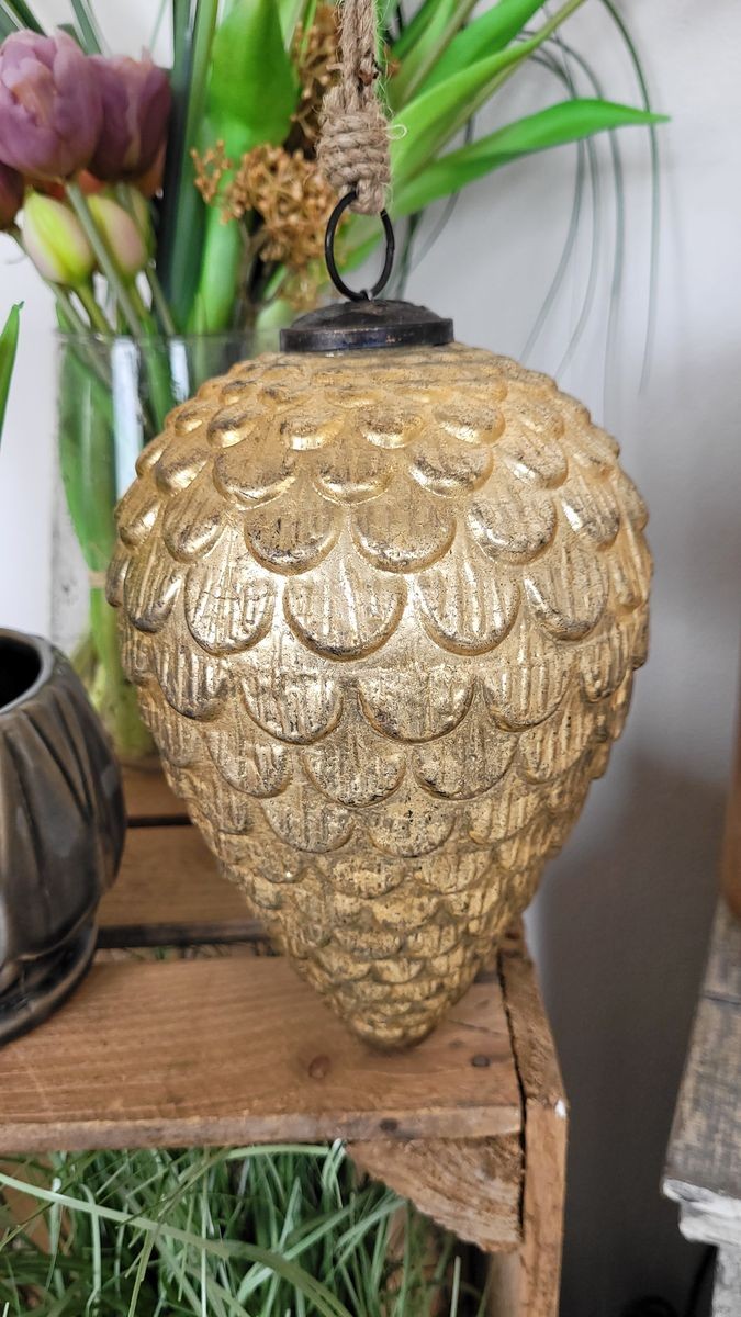 Zlatá vánoční ozdoba ve tvaru šišky XL - Ø 13*20 cm