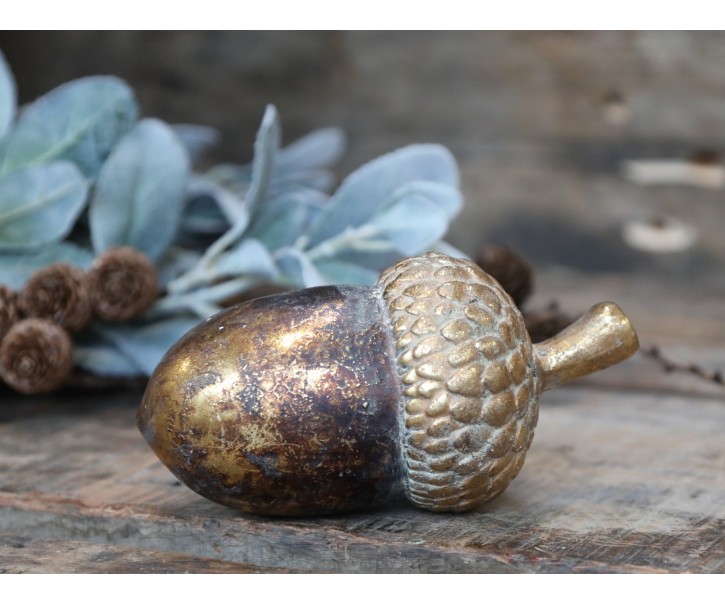 Zlatá dekorace s patinou žalud Acorn antique - Ø 9 * 16cm