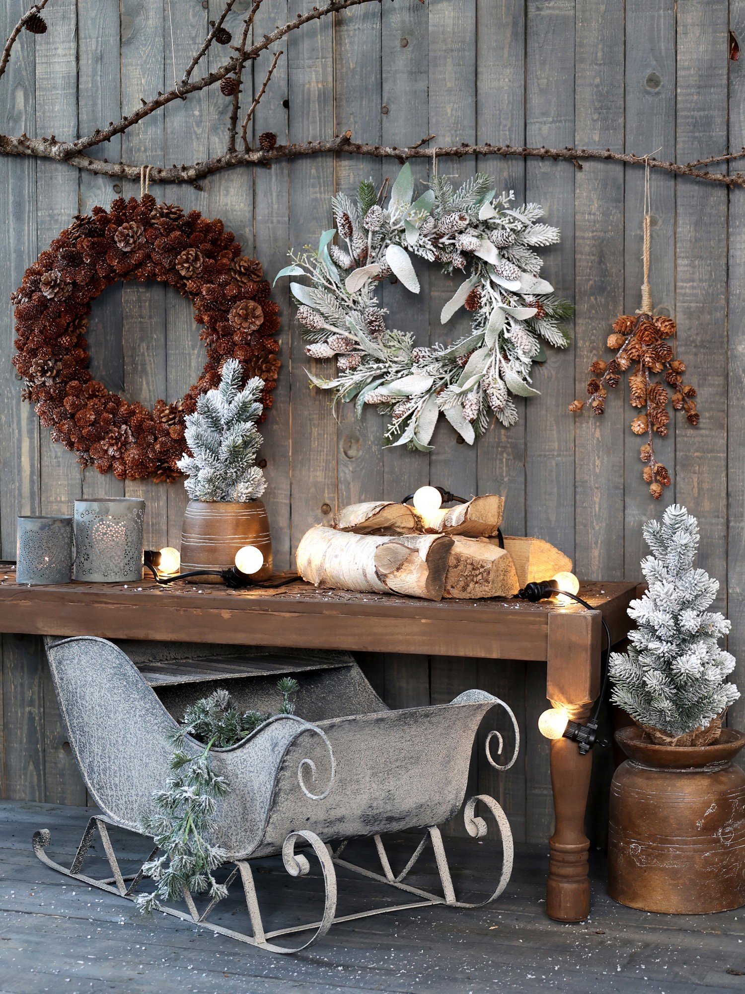 Zasněžený vánoční stromek v jutě Fleur Fir Snow - 30cm