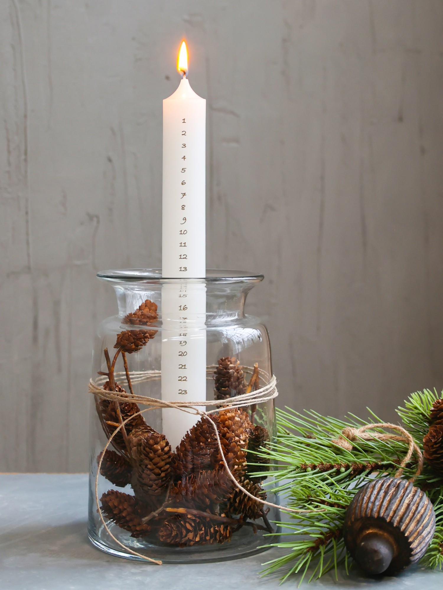 Bílá antik adventní svíčka s čísly Advent Candle - Ø 3*29cm / 20h