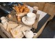 Béžový bavlněný běhoun na stůl Your Favorite Breakfast - 50*140 cm