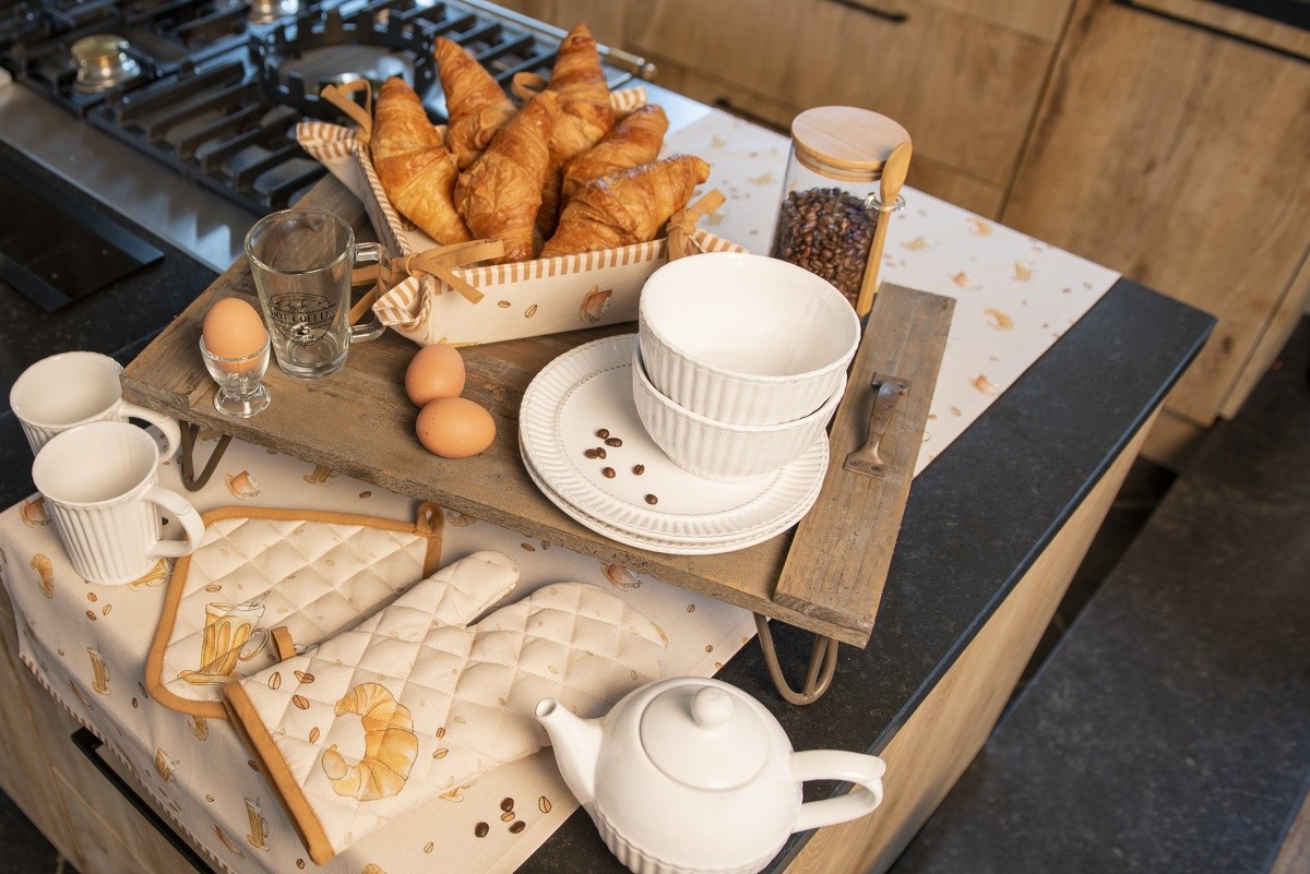Béžový bavlněný běhoun na stůl Your Favorite Breakfast - 50*140 cm