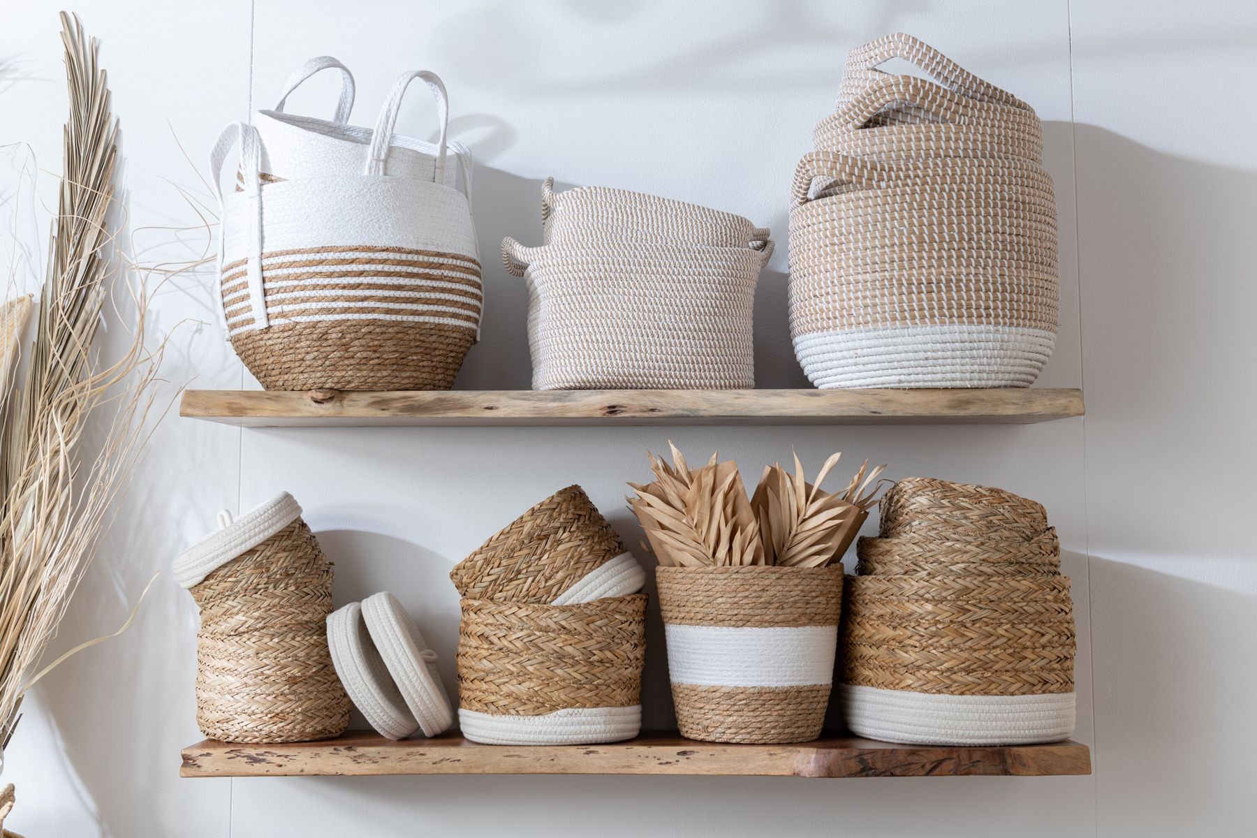 Přírodní košík z mořské trávy s černým pruhem Witte - Ø 25*23 cm
