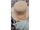 Přírodní klobouk s béžovou mašlí a šňůrkou - Ø 58 cm