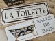 Bílá antik nástěnná kovová ceduleSalle de Bain - 36*13cm