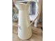 Krémový smaltovaný džbán s nápisem Le Bain - 20*Ø13*26cm/ 1,5L