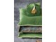 Zelený sametový polštář obšitý krouceným zlatým provázkem Velvet - 45*10*45cm