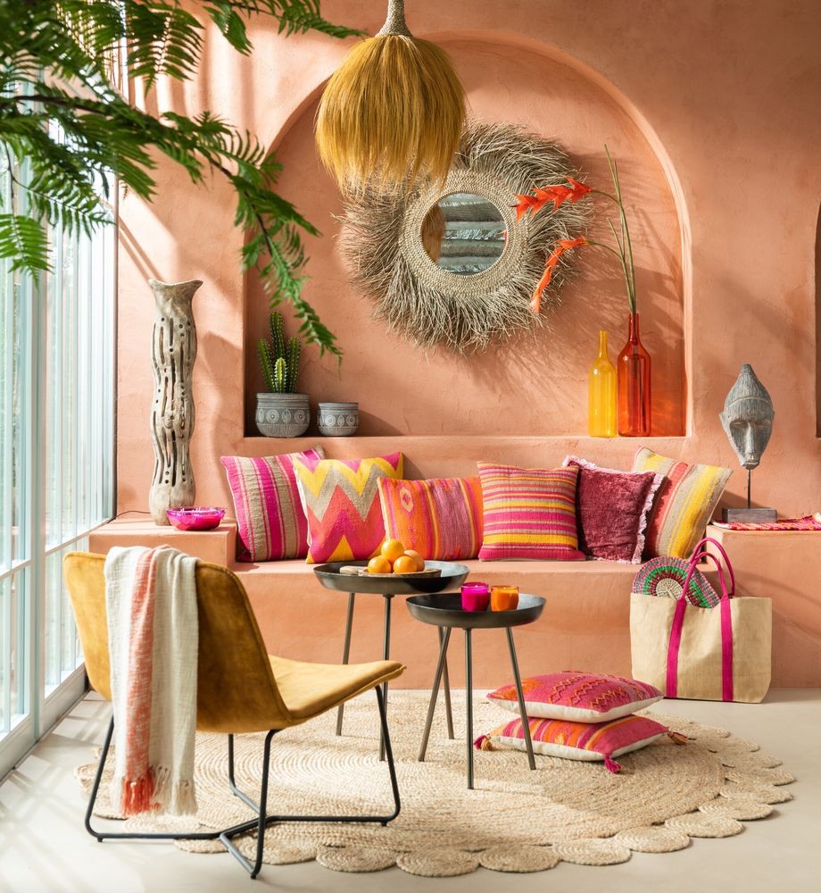 Okrové sametové křeslo Lounge Isabel Ochre - 71*68*78cm