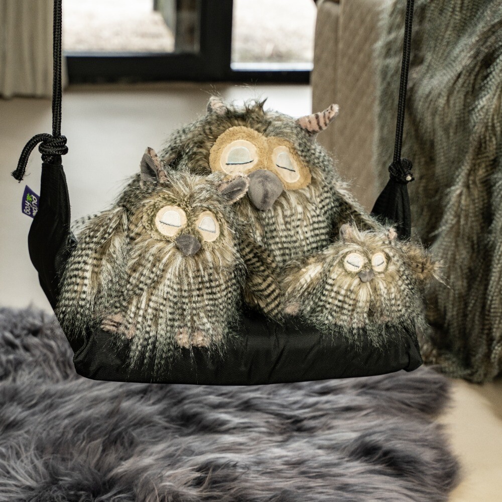 Plyšová hračka malá spící sovička s dlouhými chloupky S - 18cm 