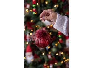 4ks červená vánoční ozdoba koule s peříčky - Ø 8 cm