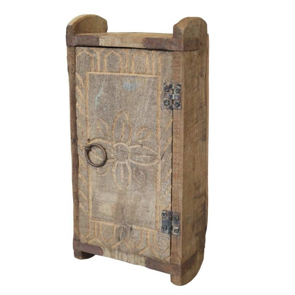 Retro nástěnná dřěvěná skříňka s dvířky Grimaud Brick - 15*9*32 cm Chic Antique