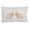 Povlak na polštář s motivem králíčků a srdíček Bunnies in Love - 30*50 cmBarva: Bílá off, hnědáMateriál: 100% polyesterHmotnost: 0,11 kg