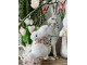 Bílý plyšový závěsný velikonoční králíček s kytičkou - 7*3*10 cm