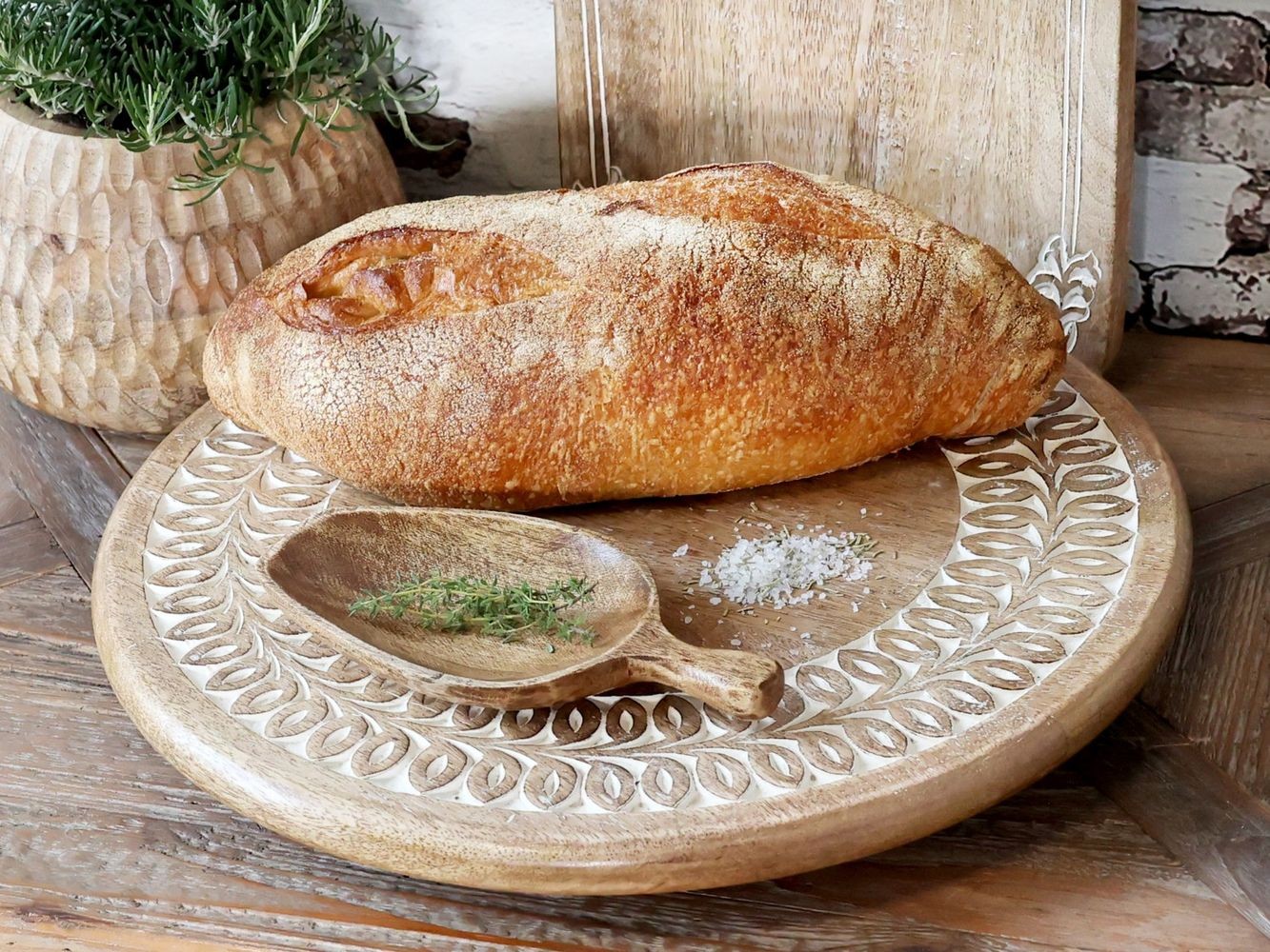 Dřevěný servírovací otočný podnos Tapas Tours Tray - Ø 40*7 cm
