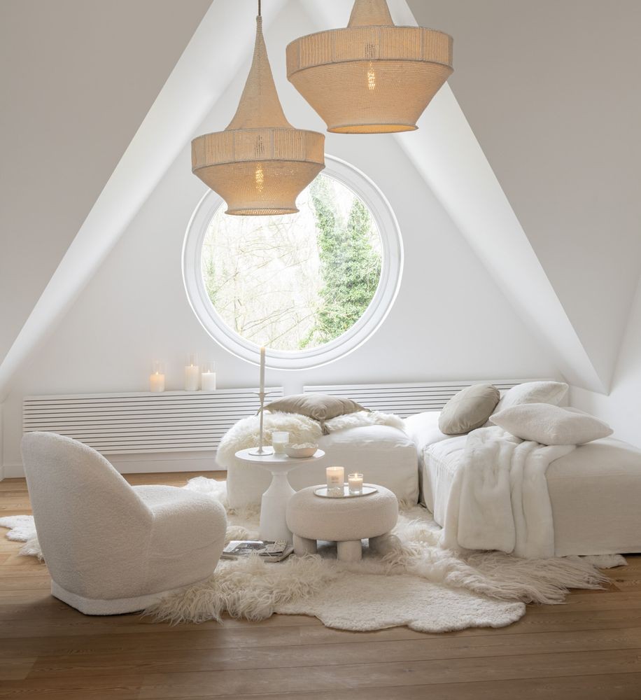 Bílá kulatá stolička Teddy Bouclé White - Ø 52*28 cm