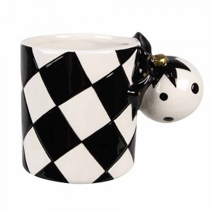 Bílo-černý károvaný hrnek s vánoční koulí - 13*8*9 cm / 350 ml