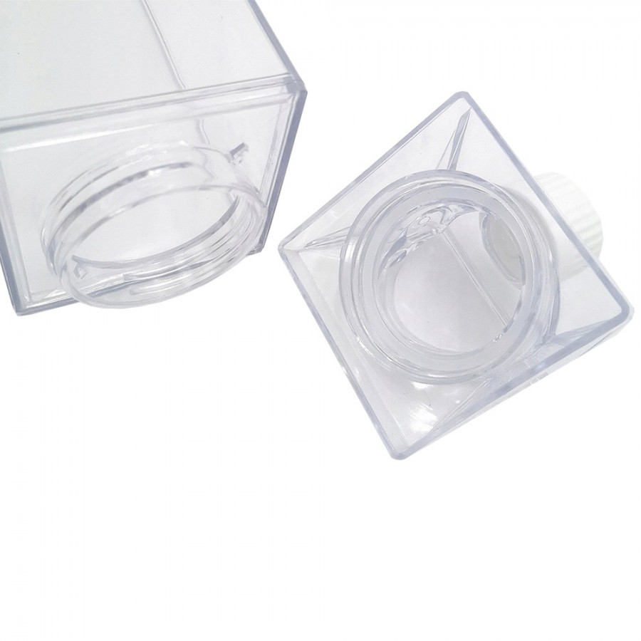 Plastová pevná láhev na mléko s krávou Cow - 1000 ml
