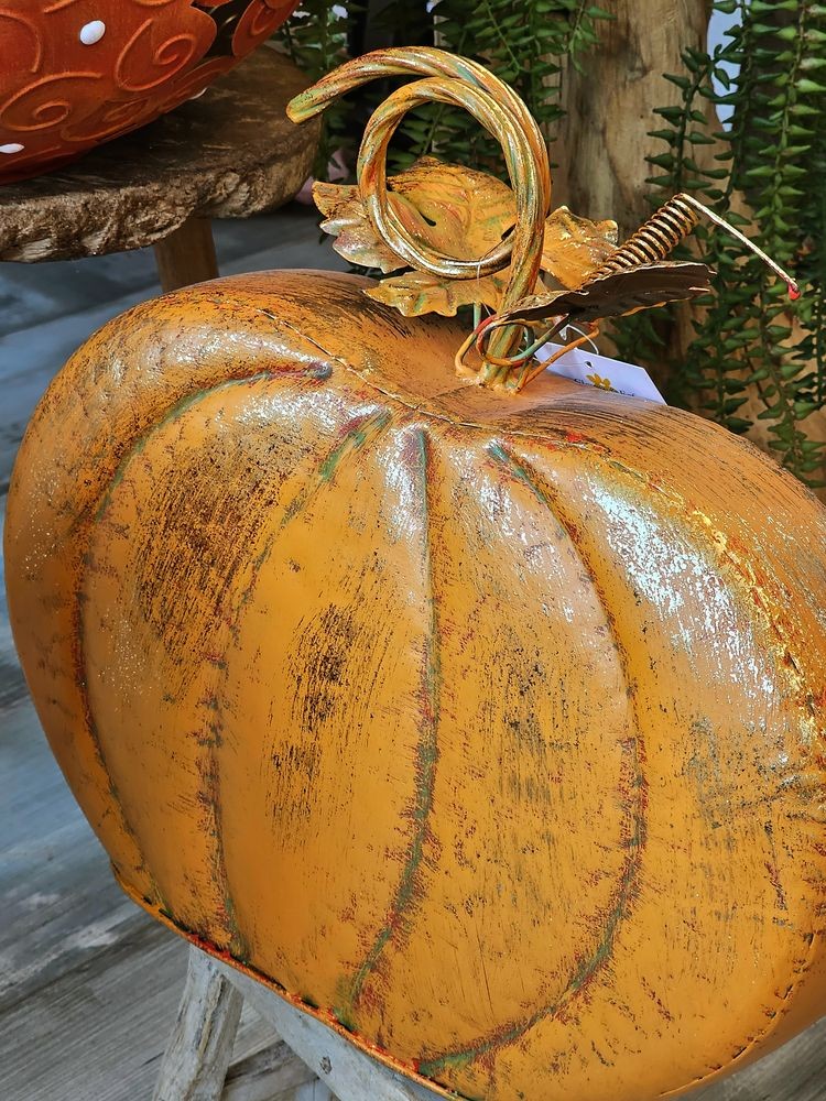 Oranžová kovová dekorace dýně Pumpkin - 34*15*32 cm