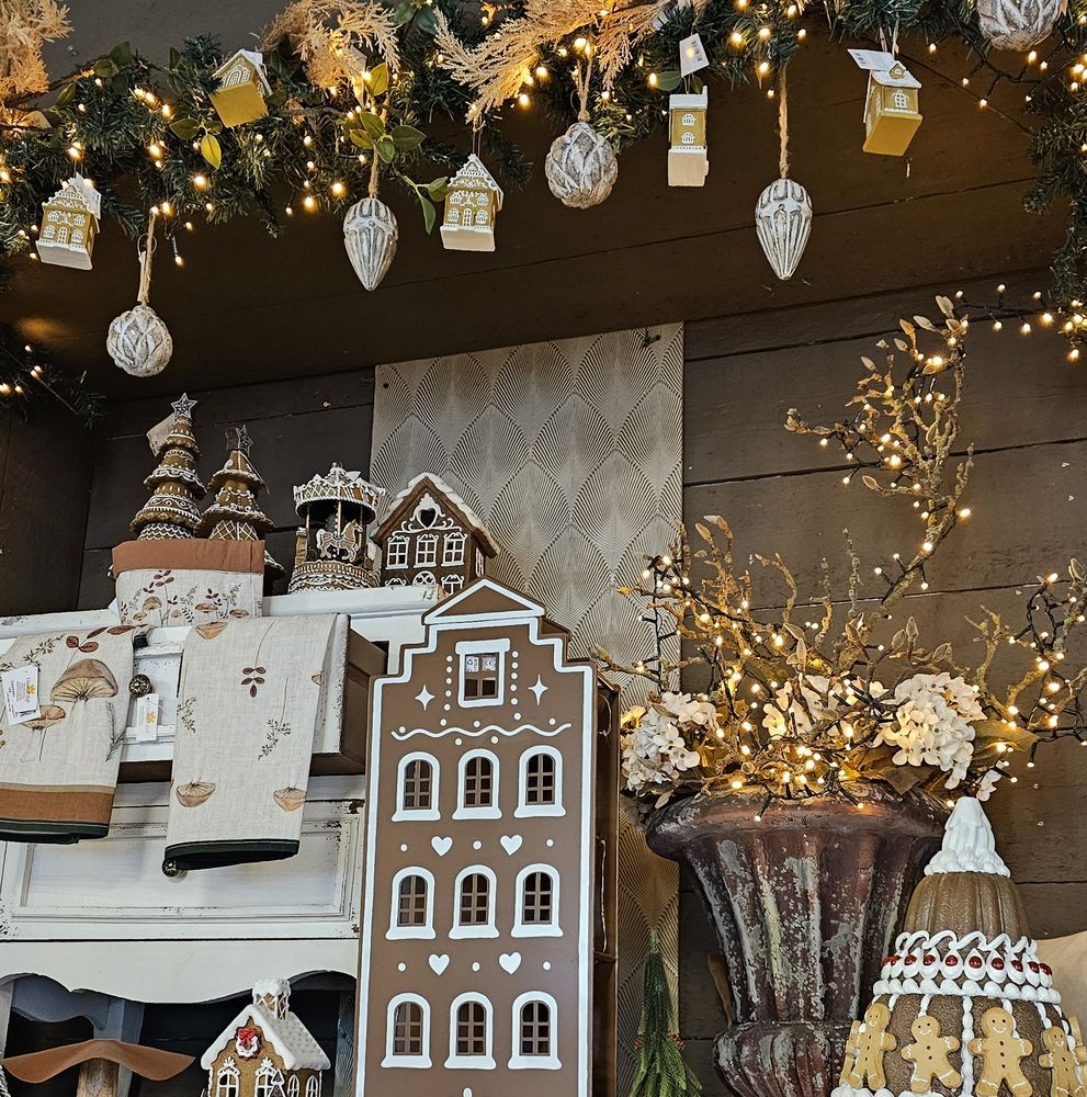 Závěsná vánoční ozdoba perníková chaloupka Gingerbread House - 6*4*9 cm