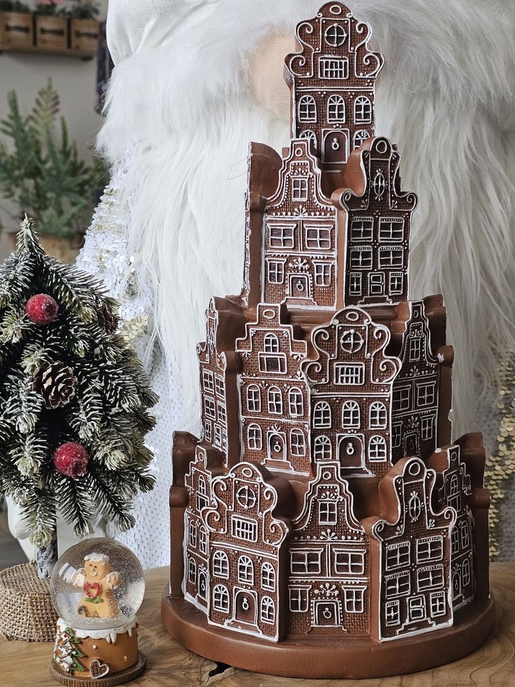 Svítící perníková věž z chaloupek Gingerbread House - Ø 18 * 33 cm/ 3*AAA