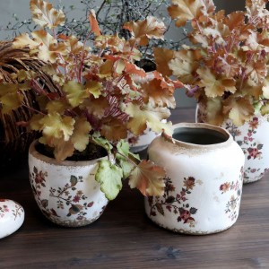 Keramický obal na květináč s květy Nancy - Ø 12*11 cm