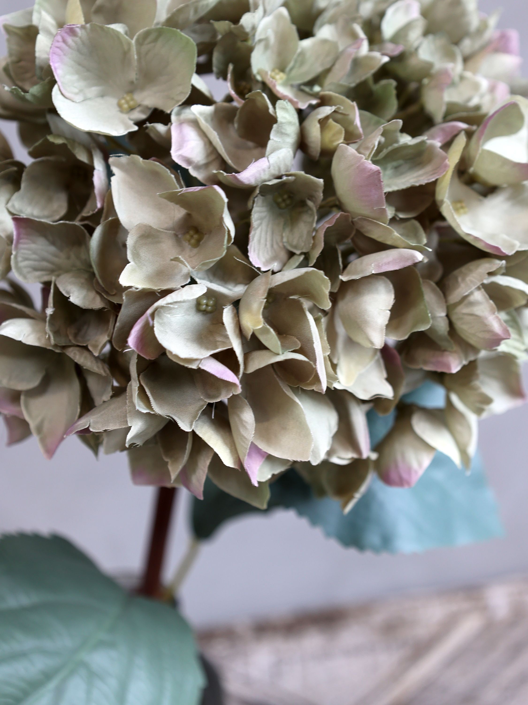 Dekorace umělá zelená květina Hortenzie Hydrangea dusty green - 80 cm