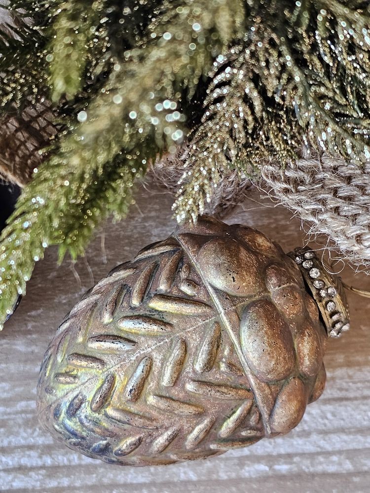 Zeleno-zlatá antik skleněná dekorace žalud - Ø 6*8 cm
