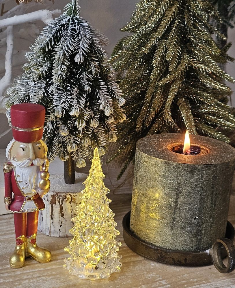 Průhledný dekorativní vánoční svítící stromek Sparkle - Ø 6*12 cm