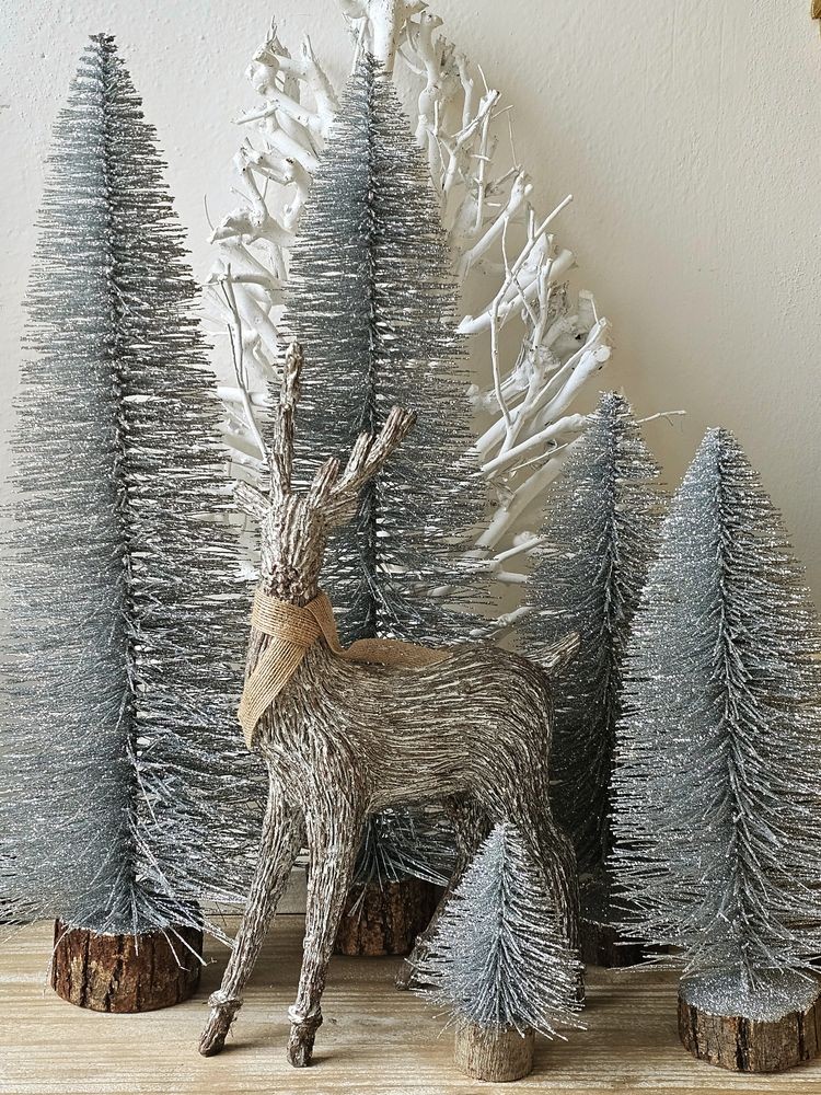 Malý stříbrný třpytivý stromeček Tree silver S - Ø 10*16 cm