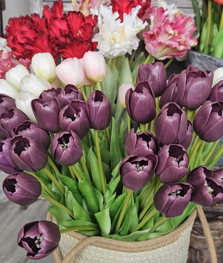 Kytice 7ks fialových realistických tulipánů Tulips - 43cm