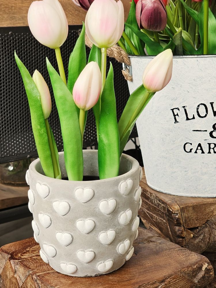 Šedý antik cementový obal se srdíčky Love Amore - Ø 12*11 cm