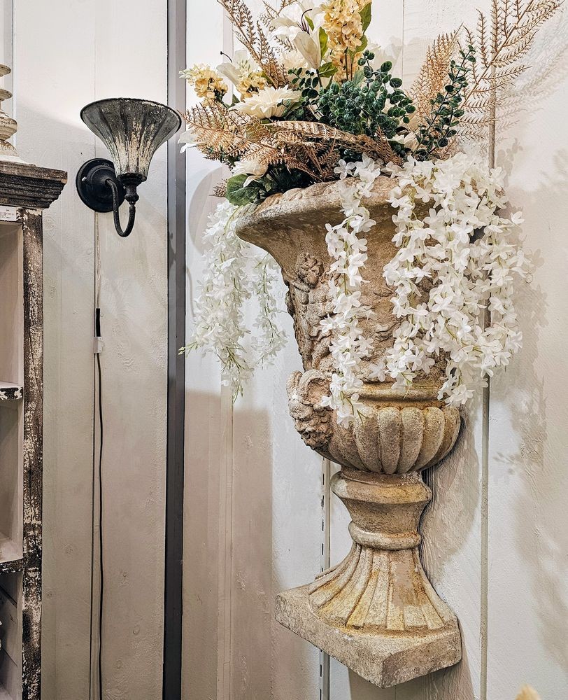 Béžový antik nástěnný květináč v barokním stylu Baroque - 47*23*77cm