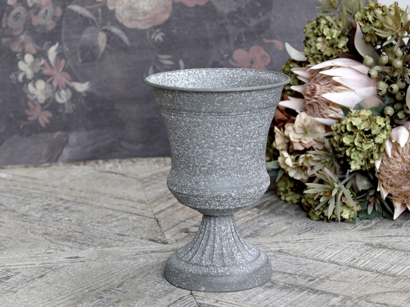 Zinková antik plechová váza na noze Wallier - Ø 14*20 cm