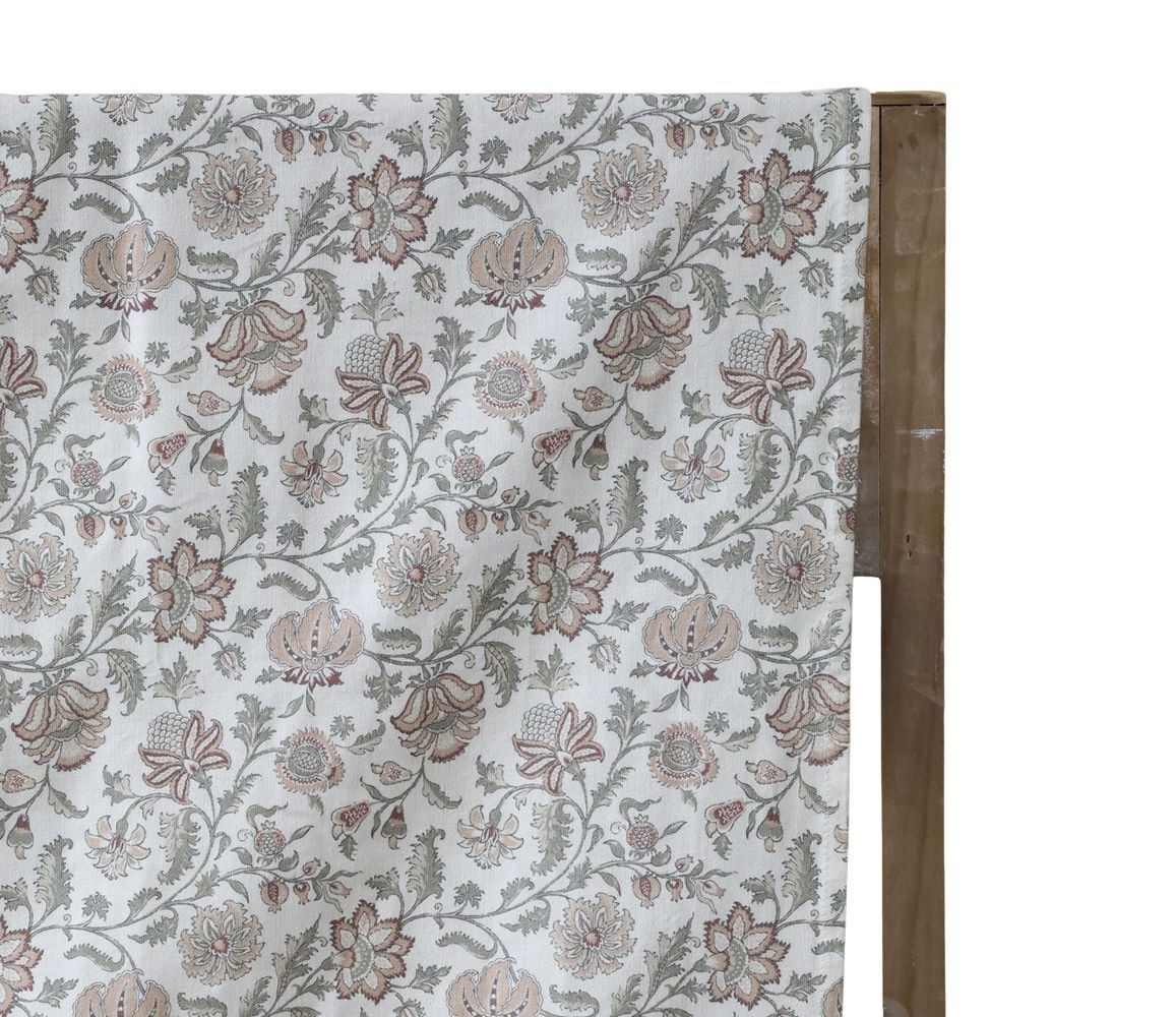Krémový bavlněný ubrus s květy Aix Wild Flowers - 140*240 cm
