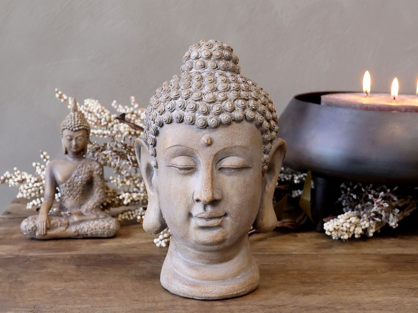 Béžová antik dekorace hlava Buddha - 11*11*19 cm