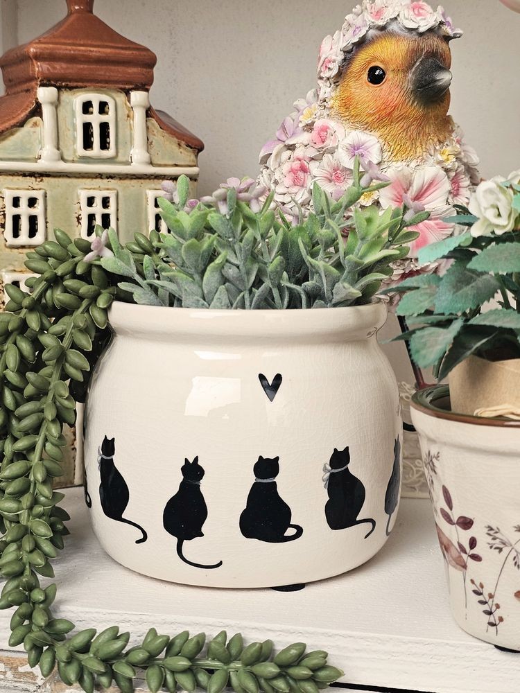 Béžový obal na květináč s kočkami a srdíčkem Dog&Cat S - Ø 12*10 cm