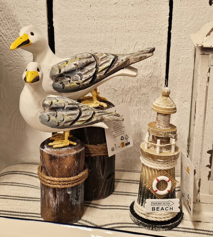 Dřevěná dekorace maják Lighthouse Nautic - Ø 8*19 cm