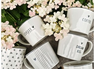 Bílý hrnek se srdíčkem Dream Big Lovely Day - 12*8*7 cm / 275 ml