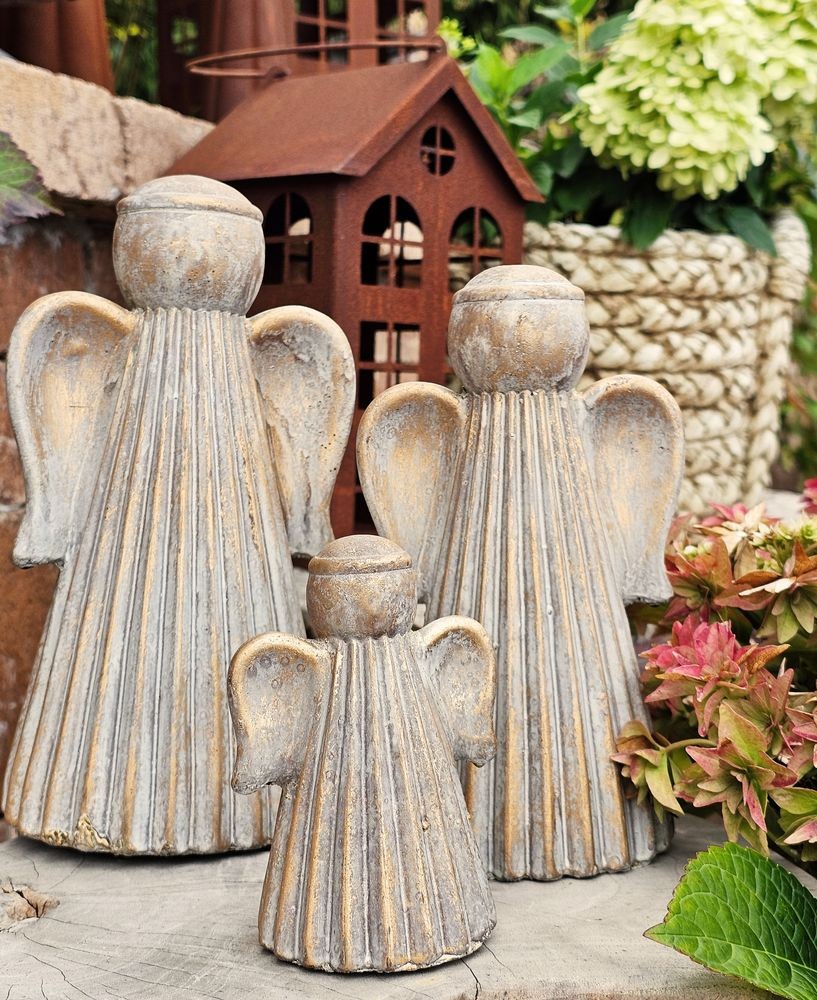 Zlatá antik cementová dekorace anděl Angel Gold - 10*8*16 cm