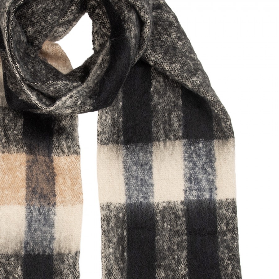 Winter Scarf Women 50x210 Cm Black Textile - 50*210 cm Clayre & Eef Winter Scarf Women 50x210 Cm Black Textile - 50*210 cm Clayre & Eef