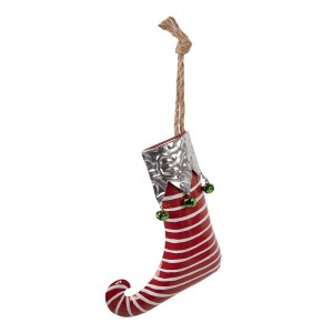 Červená závěsná kovová dekorace elfí bota - 21*4*26 cm