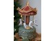 Višňovo-zelená antik hrací skříňka kolotoč s koníky Noël - Ø 12,5*23 cm Chic Antique