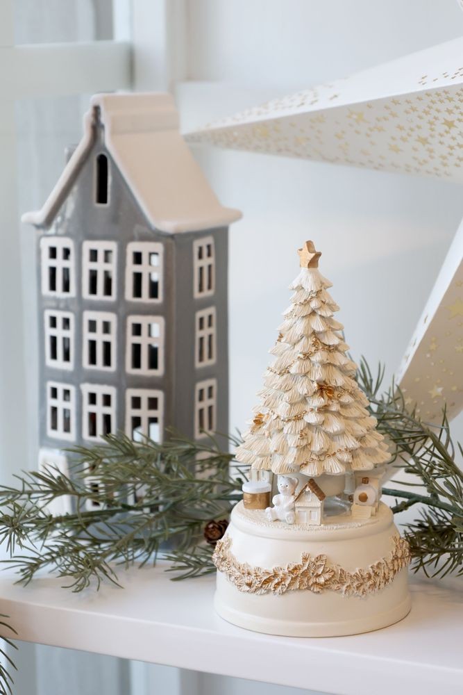 Krémovo-zlatá antik hrací skříňka stromek Noël - Ø 10*18,5 cm